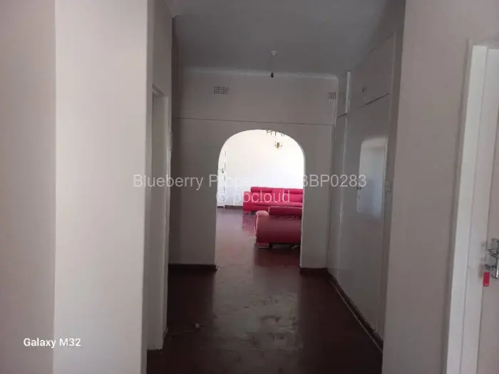 5 Bedroom House to Rent in Kambanji, Harare