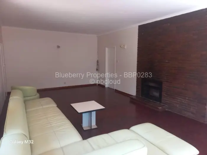 5 Bedroom House to Rent in Kambanji, Harare