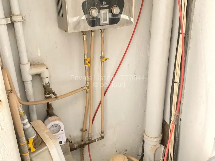 Flat/Apartment for Sale in Aspindale Park, Harare