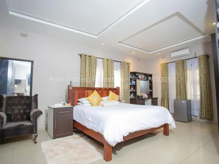 4 Bedroom House for Sale in Victoria Falls, Victoria Falls