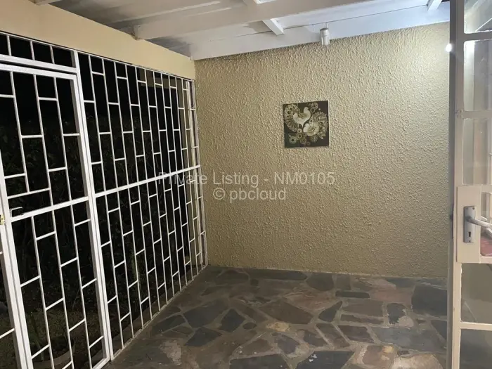 Townhouse/Complex/Cluster to Rent in Borrowdale, Harare