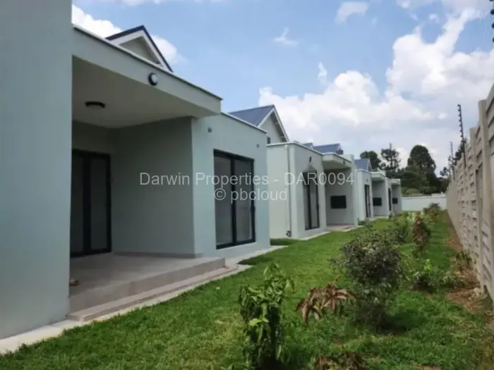 Townhouse/Complex/Cluster to Rent in Borrowdale West