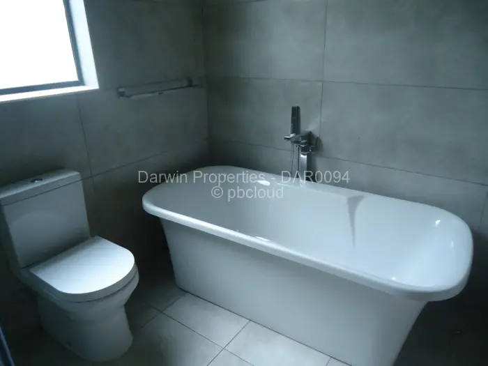 Townhouse/Cluster to Rent in Borrowdale West, Harare