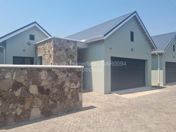 Townhouse/Cluster to Rent in Borrowdale West, Harare