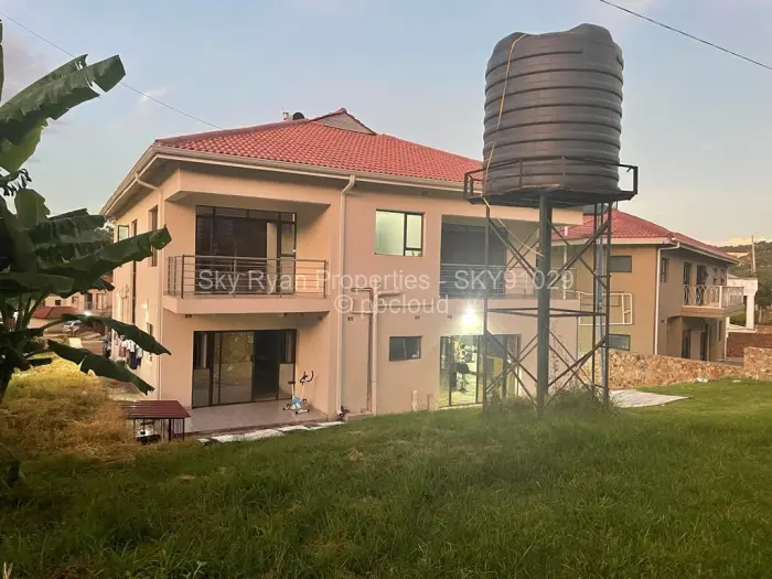 5 Bedroom House for Sale in Carrick Creagh Estate, Harare