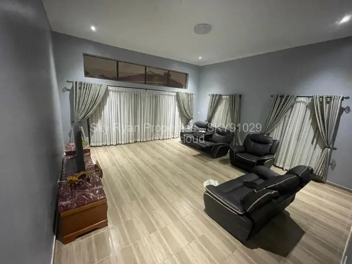 5 Bedroom House for Sale in Carrick Creagh Estate, Harare