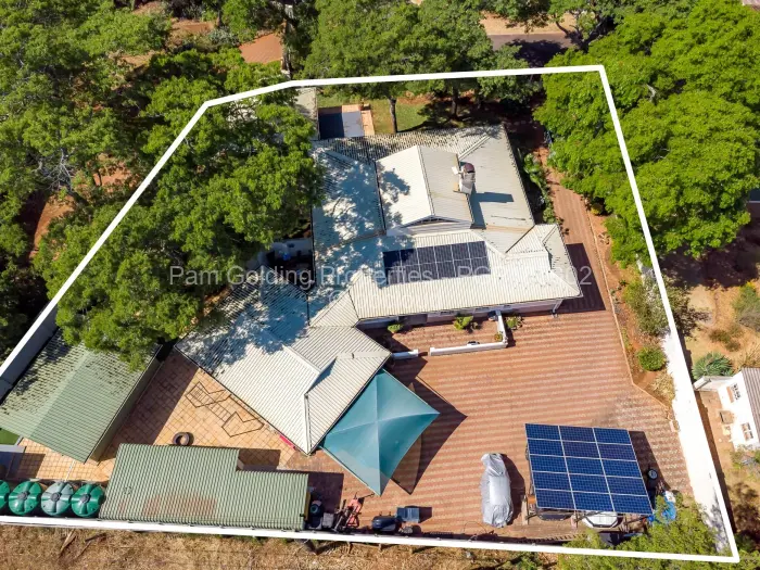Townhouse/Complex/Cluster for Sale in Greystone Park, Harare