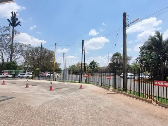 Commercial Property to Rent in Avondale