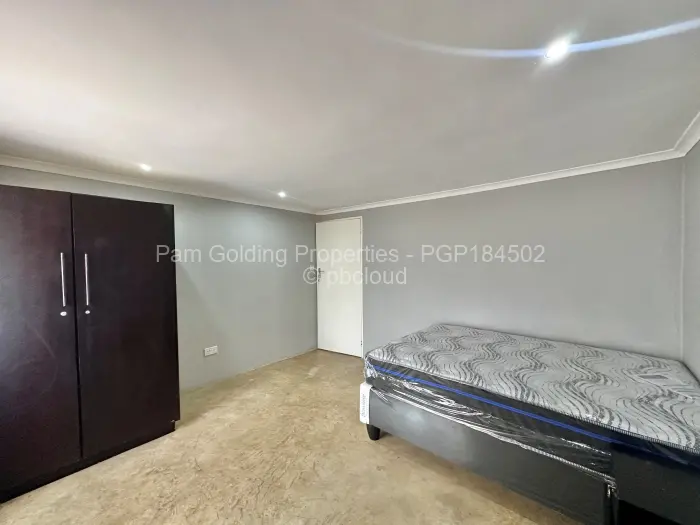 Townhouse/Complex/Cluster to Rent in Marlborough