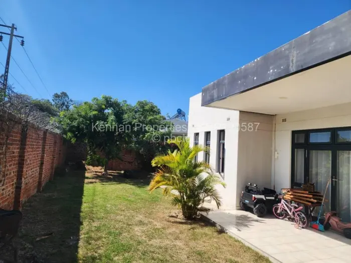 Flat/Apartment for Sale in Arlington, Harare