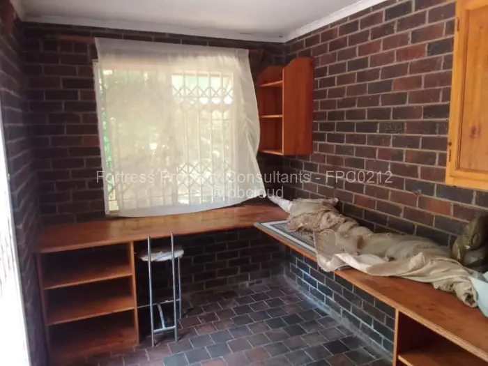 4 Bedroom House to Rent in Borrowdale