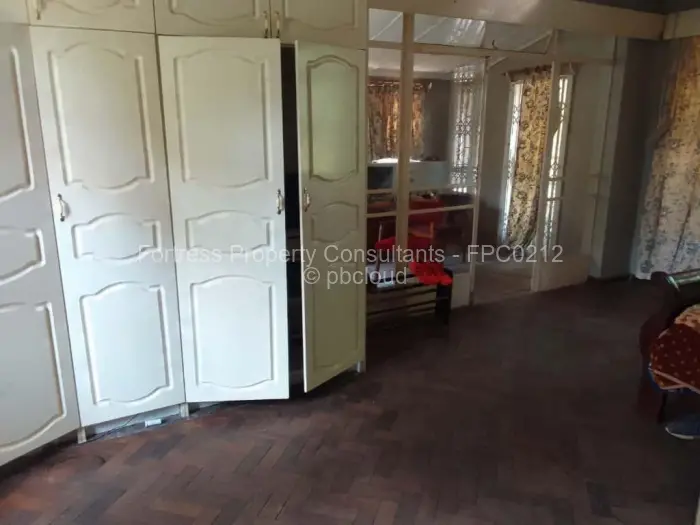 4 Bedroom House to Rent in Borrowdale