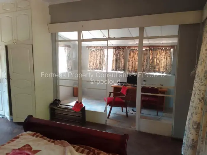 4 Bedroom House to Rent in Borrowdale