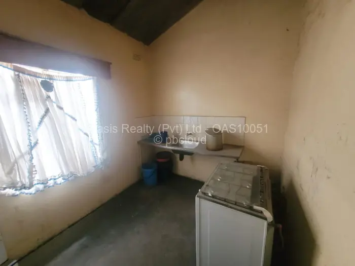 4 Bedroom House for Sale in Chitungwiza, Chitungwiza