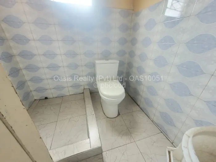 4 Bedroom House for Sale in Chitungwiza, Chitungwiza