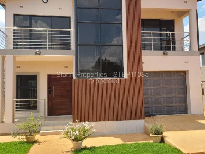 Townhouse/Cluster for Sale in Marlborough, Harare