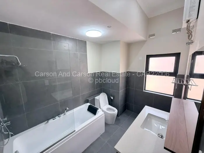 Townhouse/Complex/Cluster to Rent in Avondale