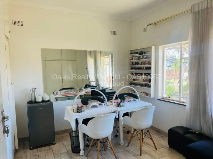 Warehouse/Industrial to Rent in Avondale, Harare