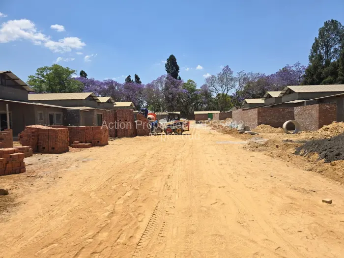 Townhouse/Complex/Cluster for Sale in Newlands, Harare