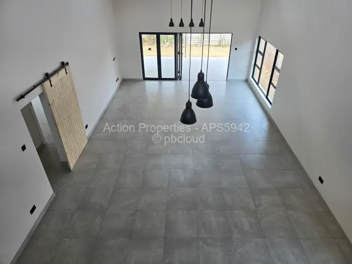 Townhouse/Complex/Cluster for Sale in Newlands, Harare