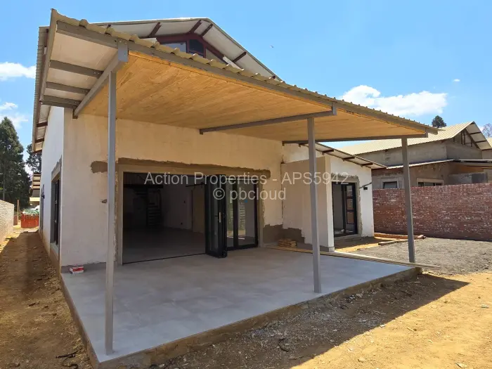Townhouse/Complex/Cluster for Sale in Newlands, Harare