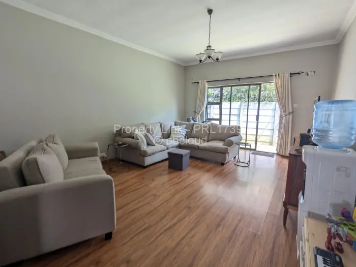 3 Bedroom Cottage/Garden Flat to Rent in Newlands