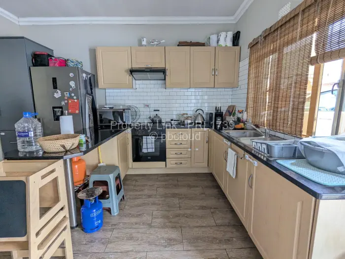 3 Bedroom Cottage/Garden Flat to Rent in Newlands