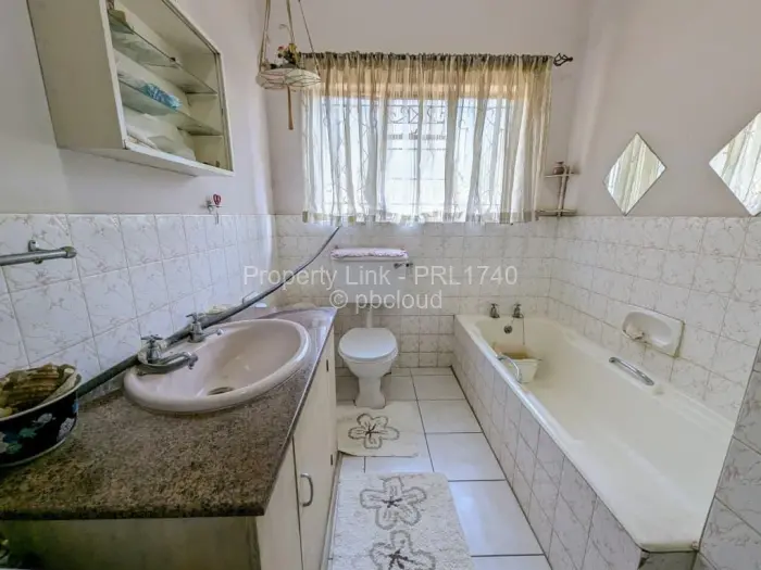 3 Bedroom House for Sale in Greystone Park, Harare