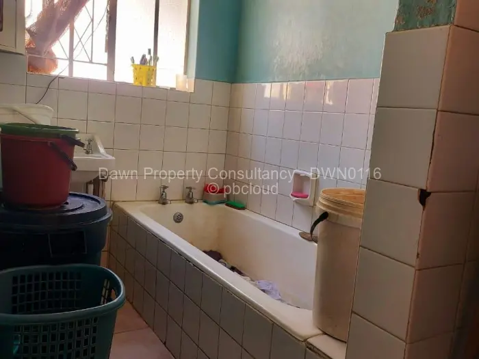 4 Bedroom House for Sale in Sunridge, Harare