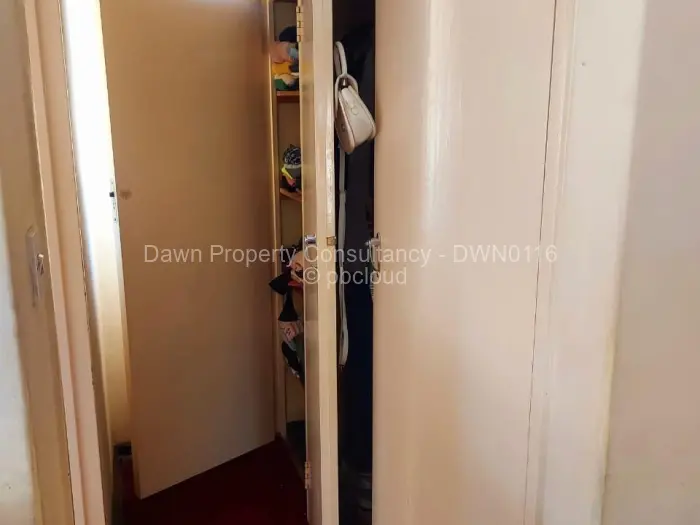 4 Bedroom House for Sale in Sunridge, Harare