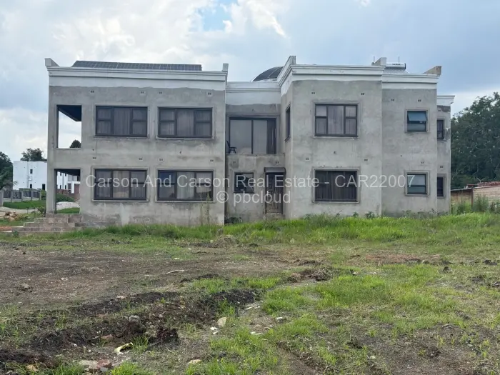 Townhouse/Cluster for Sale in Borrowdale, Harare