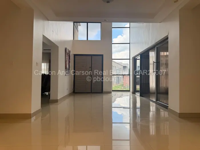 Townhouse/Cluster for Sale in Borrowdale, Harare