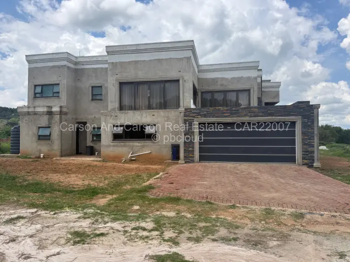 Townhouse/Cluster for Sale in Borrowdale, Harare