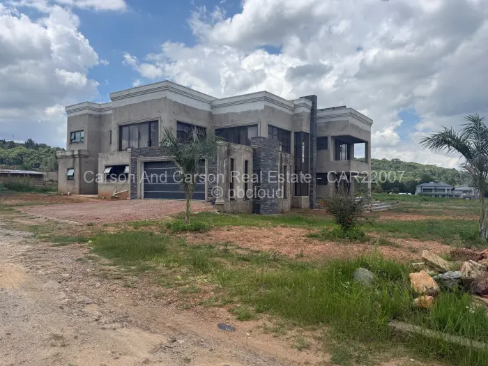 Townhouse/Cluster for Sale in Borrowdale, Harare