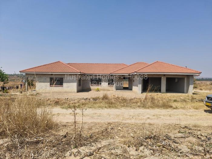 4 Bedroom House for Sale in Macheke, Macheke