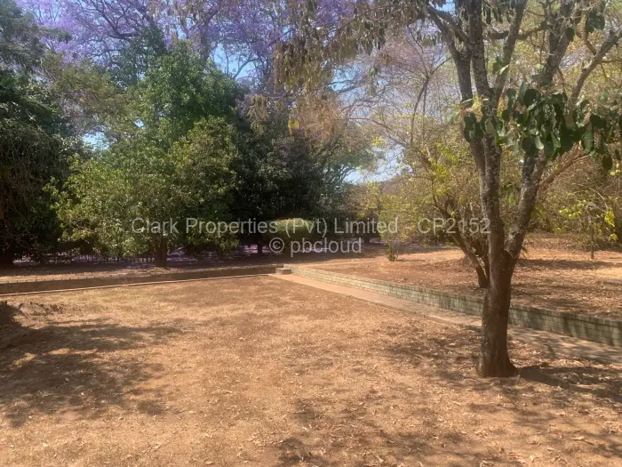 Residential Stand for Sale in Chisipite, Harare