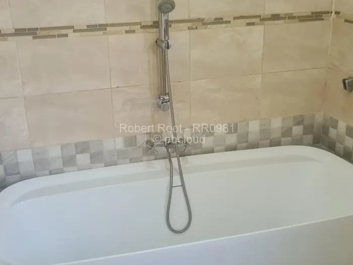 Flat/Apartment to Rent in Kensington