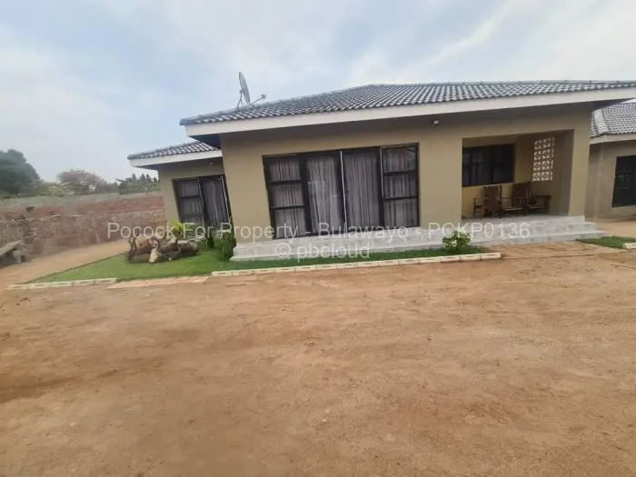 Townhouse/Complex/Cluster for Sale in Burnside, Bulawayo