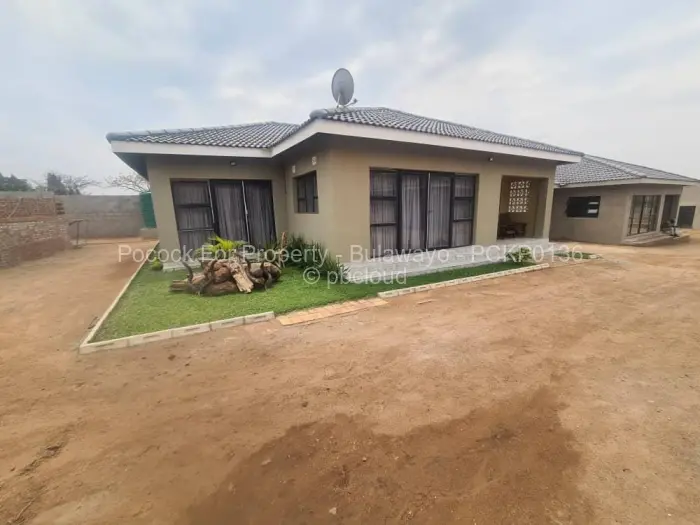 Townhouse/Complex/Cluster for Sale in Burnside, Bulawayo
