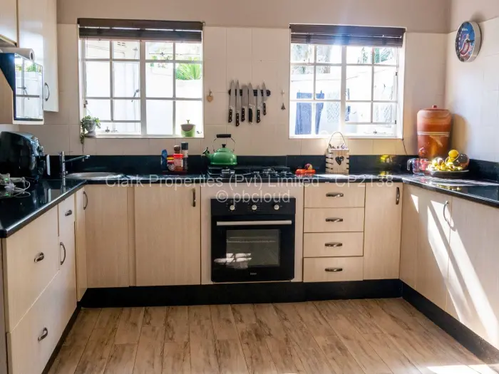 Townhouse/Complex/Cluster for Sale in Greystone Park, Harare
