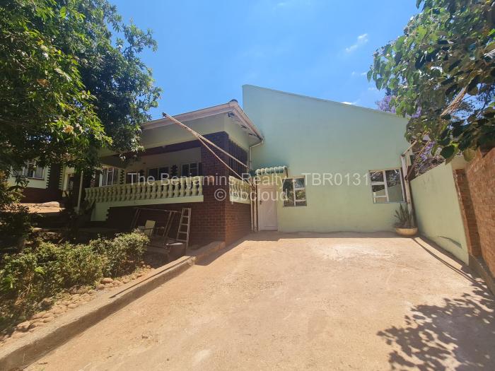 5 Bedroom House to Rent in Westgate, Harare