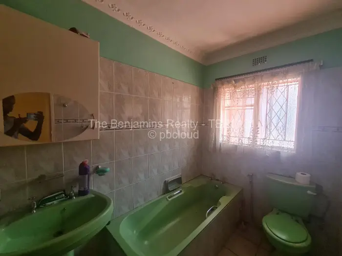 5 Bedroom House to Rent in Westgate
