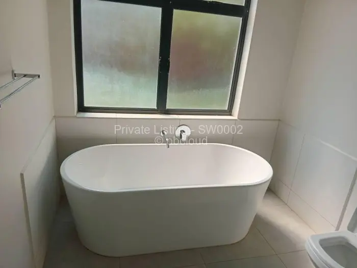 Townhouse/Complex/Cluster to Rent in Mount Pleasant, Harare