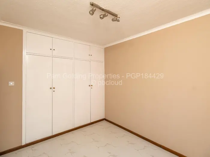 Townhouse/Complex/Cluster to Rent in Belgravia