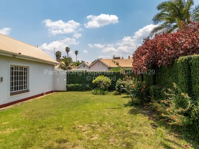 Townhouse/Complex/Cluster to Rent in Belgravia