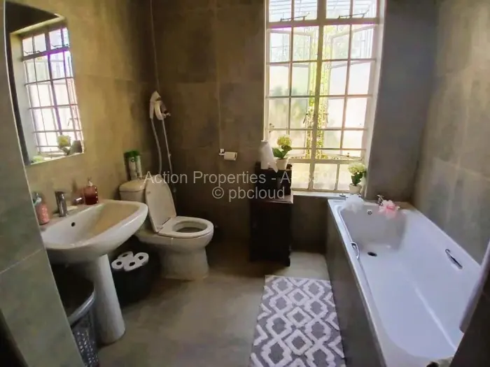 Townhouse/Complex/Cluster to Rent in Avondale