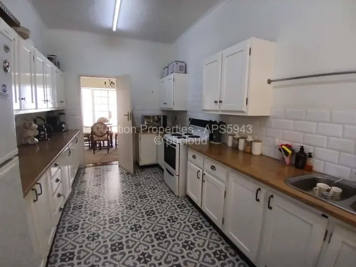 Townhouse/Complex/Cluster to Rent in Avondale