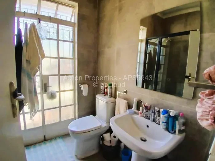 Townhouse/Complex/Cluster to Rent in Avondale