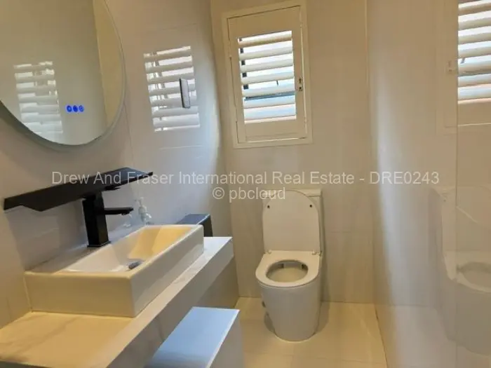 Townhouse/Complex/Cluster for Sale in Mount Pleasant, Harare
