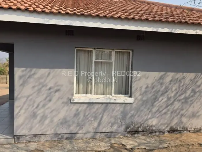 4 Bedroom House for Sale in Binga, Binga